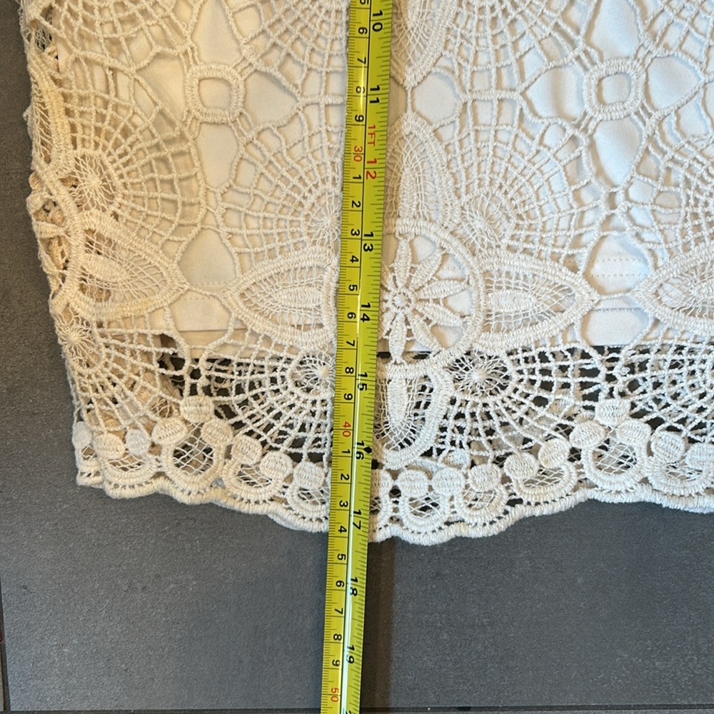 AQUA Off White Crocheted Off White Mini Skirt - Picture 8 of 11
